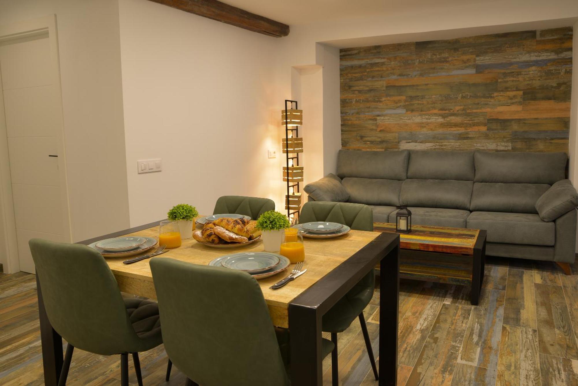 סנט פאו דה סגוריס Apartament La Merce De Can Miralter מראה חיצוני תמונה